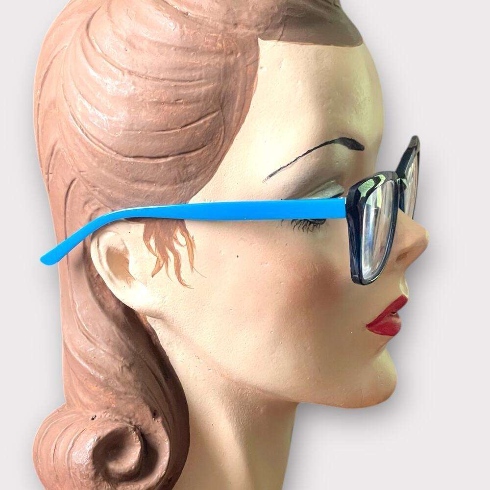 Betsey Johnson +2.00 Blue Reading Glasses Readers Rounded Square